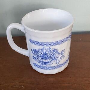 Honorine by Arcopal Vintage milk glass Blue and white Floral Ceramic Mug